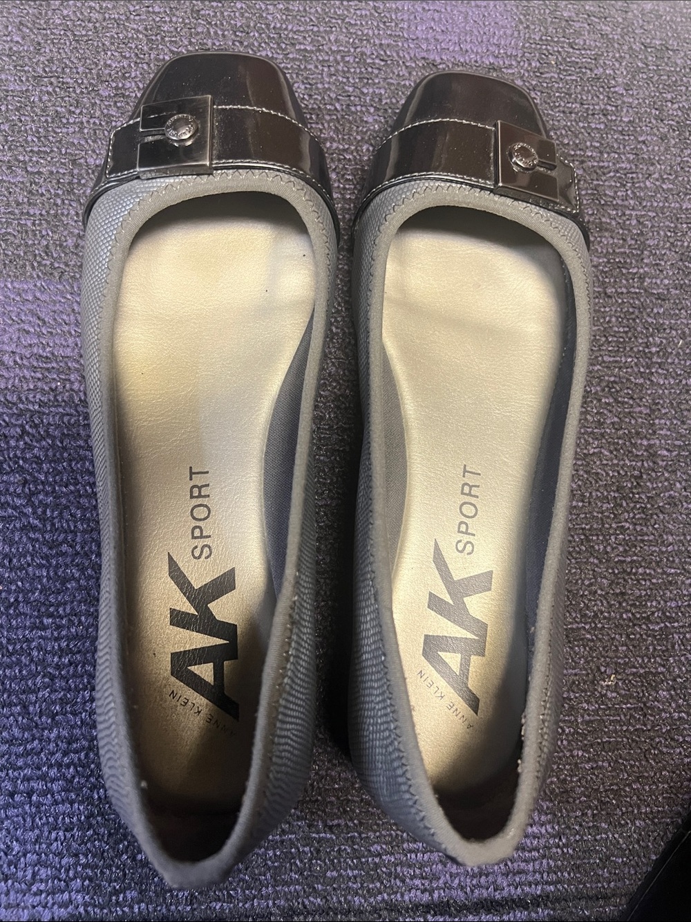 Ann Klein Women's Black Slip-On Ballet Flats